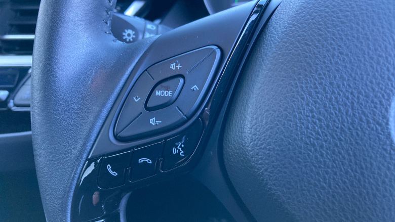 Toyota C-HR 2.0 Hybrid Dynamic 5dr CVT Hybrid Hatchback